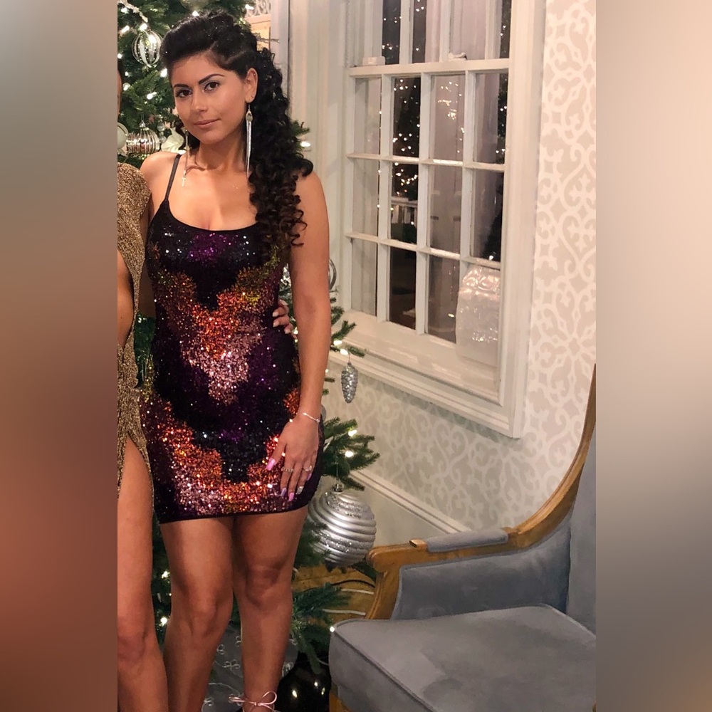 Guess sequin party dress
Worn once
Great conditioning - like new